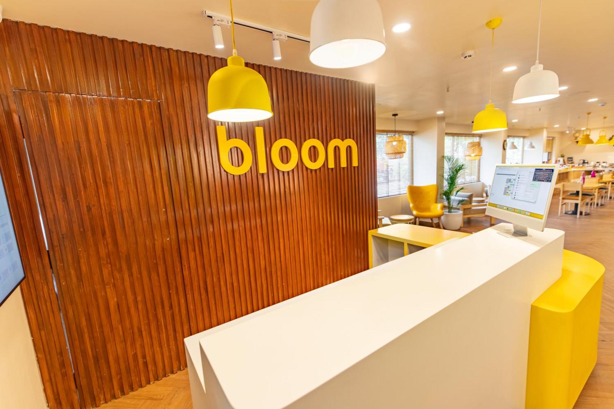 Bloom Hotel - Richmond Road Бангалор Экстерьер фото
